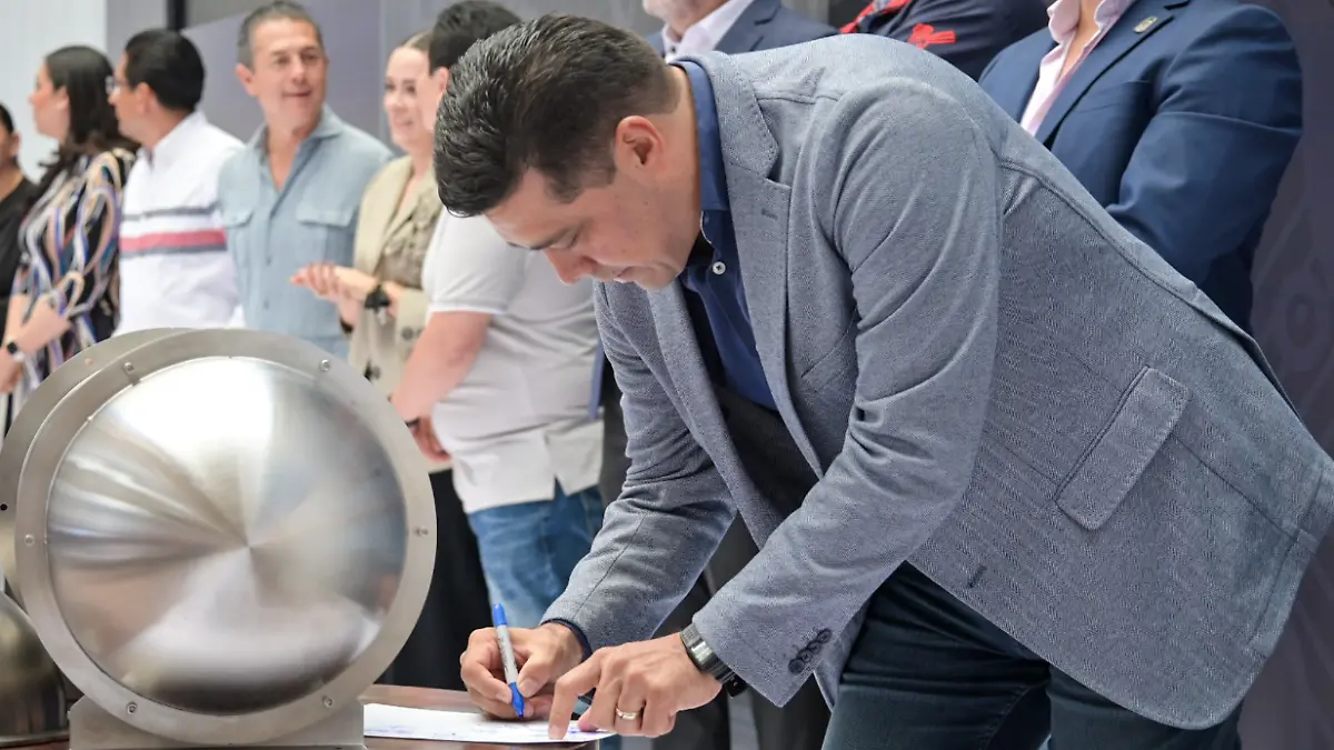 CÁPSULA DEL TIEMPO-ANIVERSARIO-AGUASCALIENTES