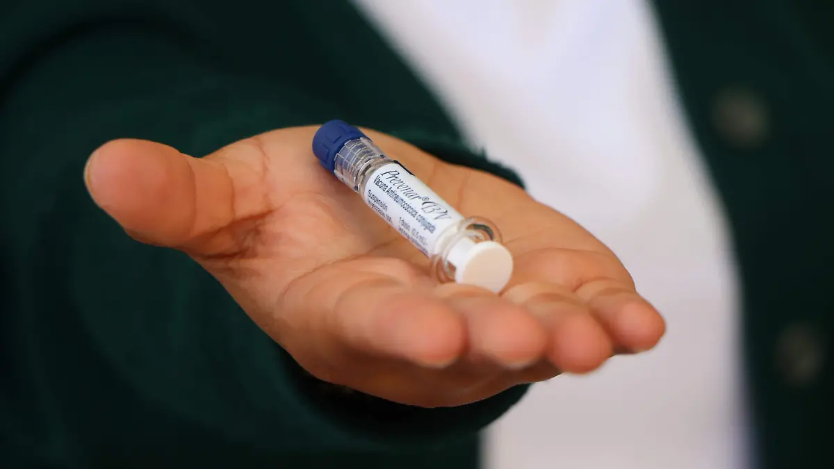 VACUNAS-BEBÉS-SALUD