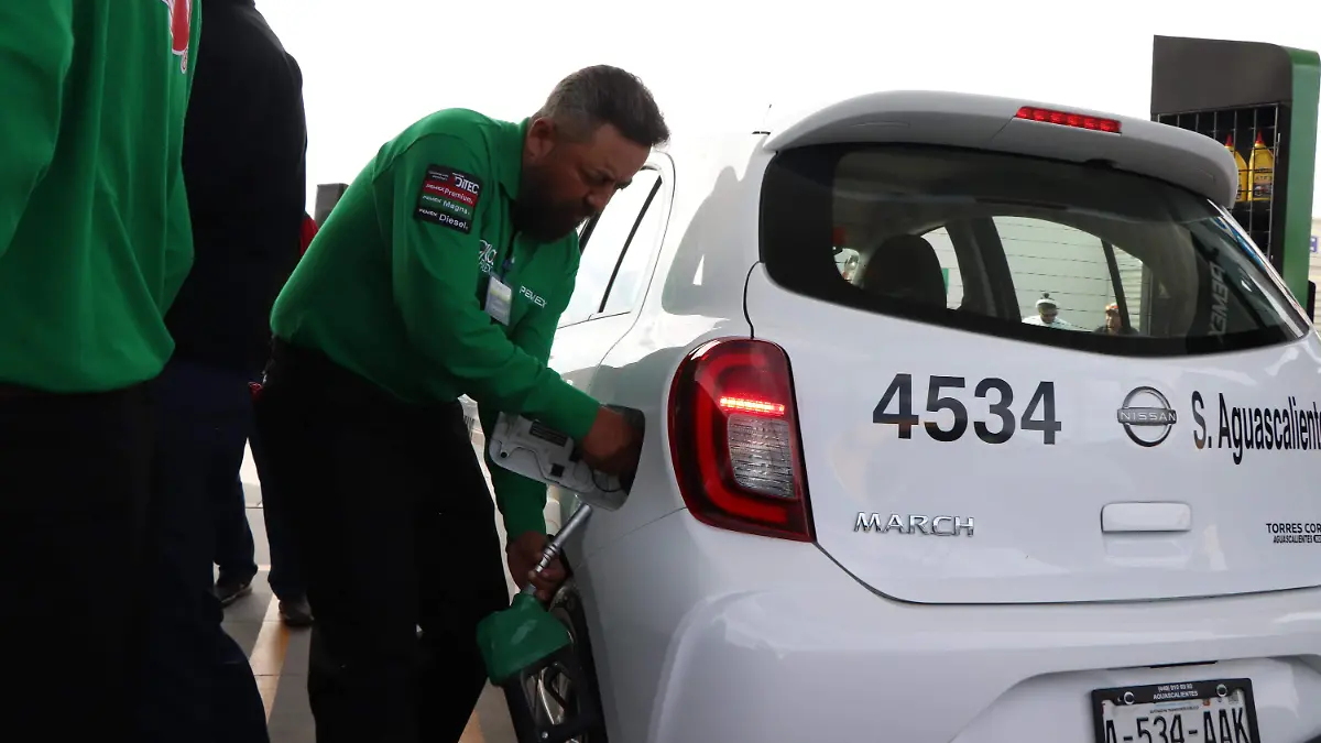 GASOLINA MAGNA DESABASTO BOMBAS (2)