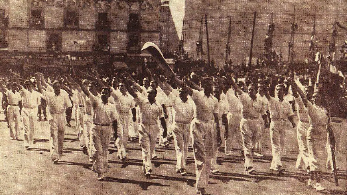 HISTORIA_DESFILE DE REVOLUCIÓN_DEPORTIVO