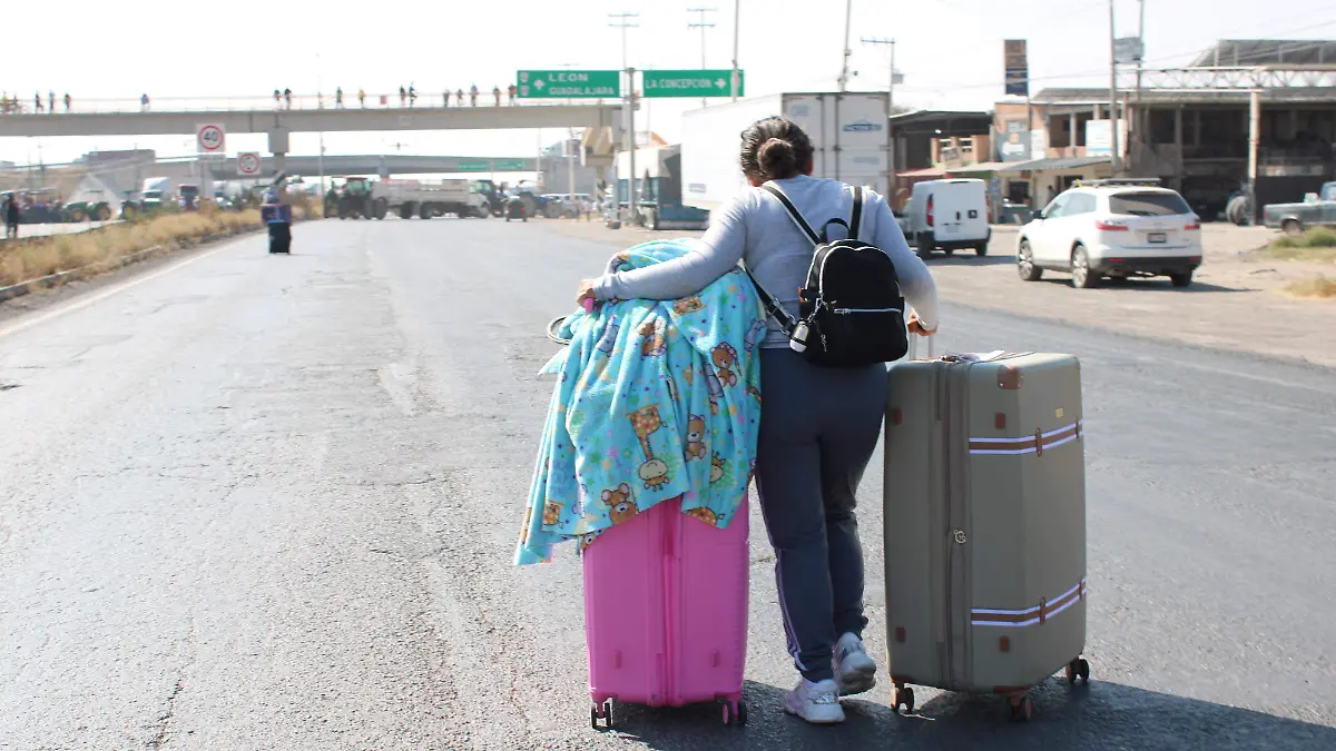 CAMIONES_VIAJEROS_TRANSPORTE