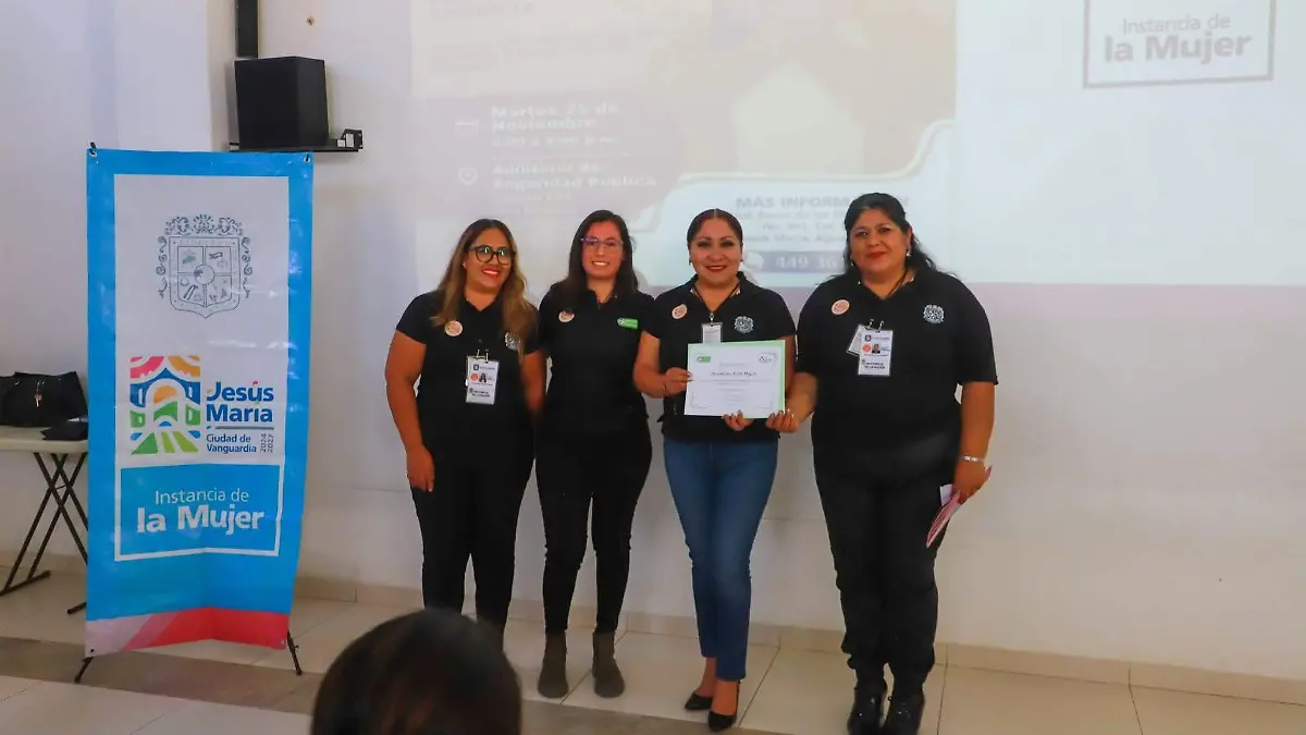 JESÚS MARÍA-MUJERES-TALLERES