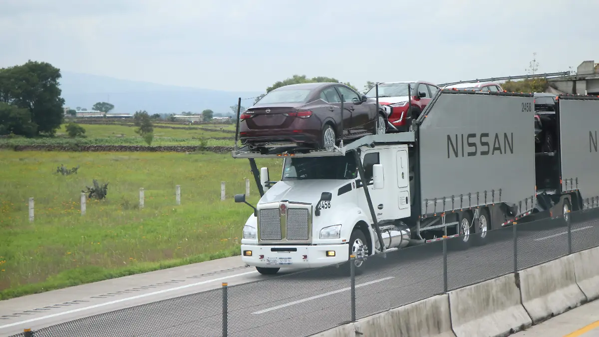 NISSAN-TRABAJADORES-AUTOMOTRIZ