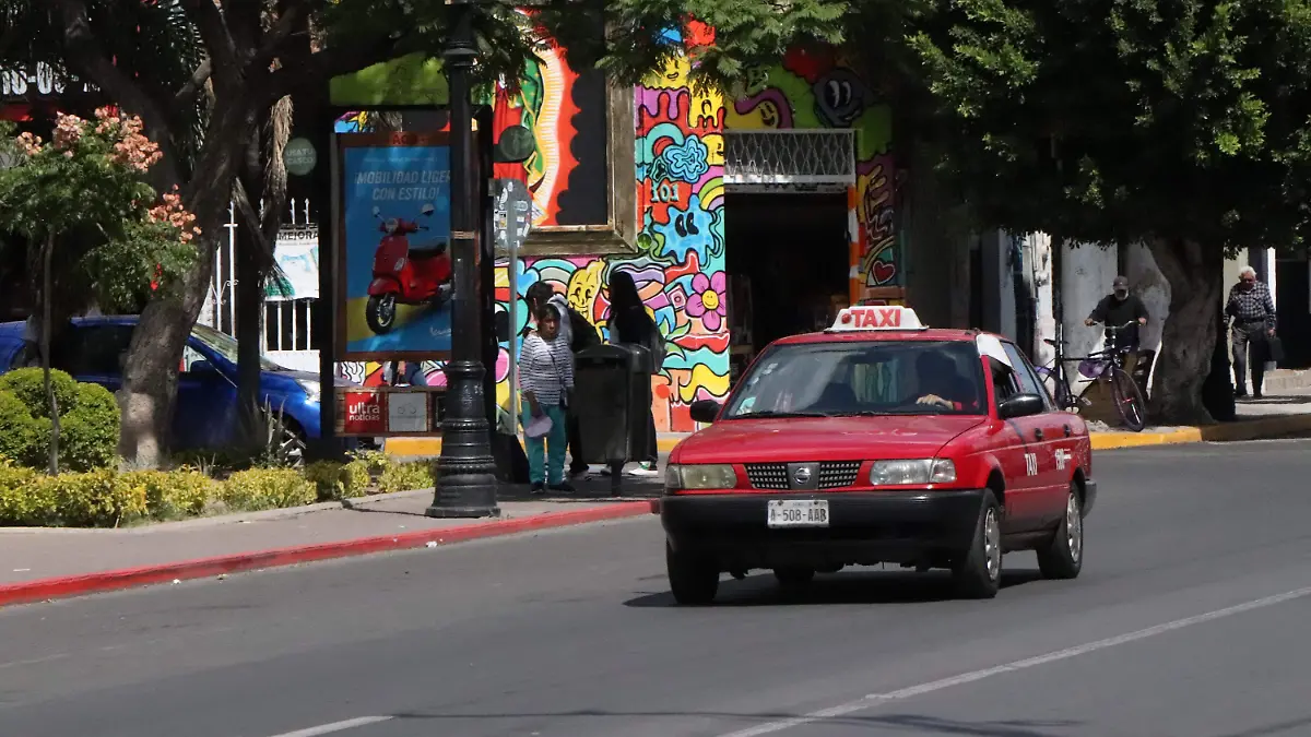 TAXIS TSURUS_CHOFERES_CREDITOS