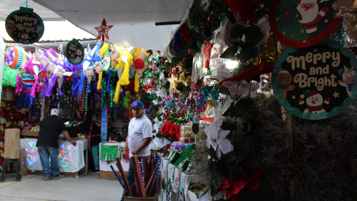 TIANGUIS CARPIO (4)