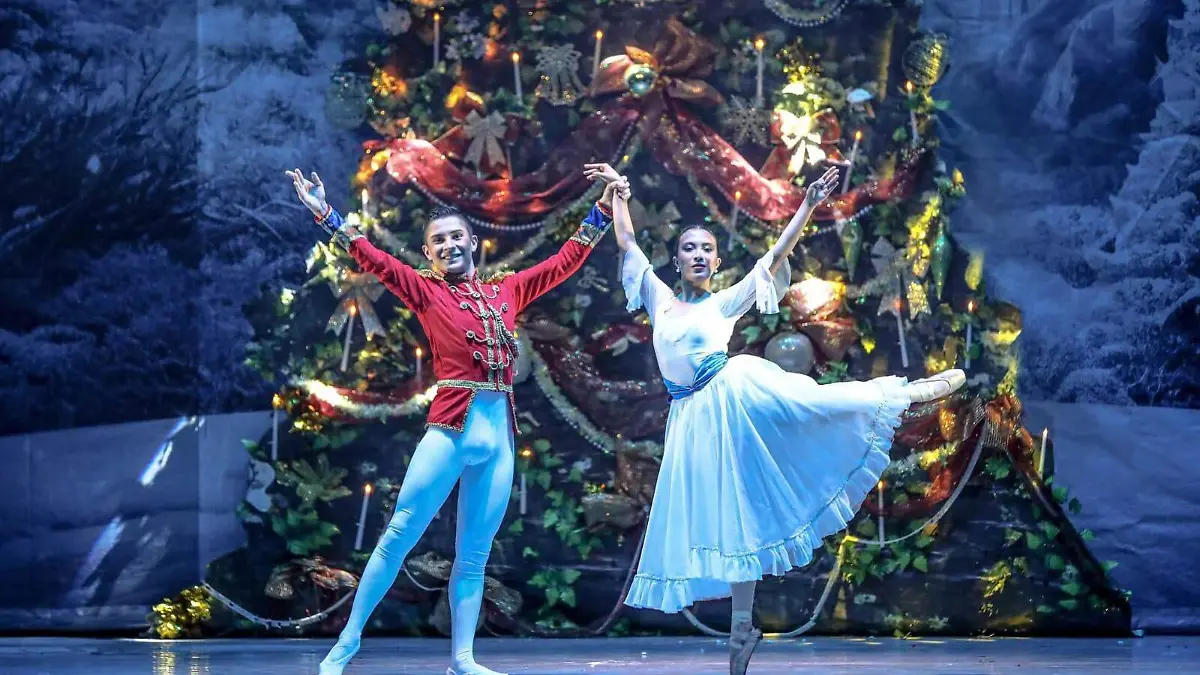 AGENDA CULTURAL_ENCENDIDO DEL ÁRBOL