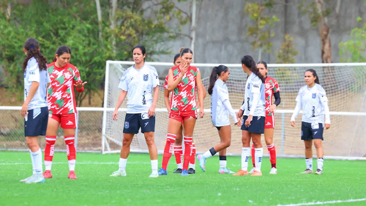 CENTELLAS-JUGADORAS-FUTBOL