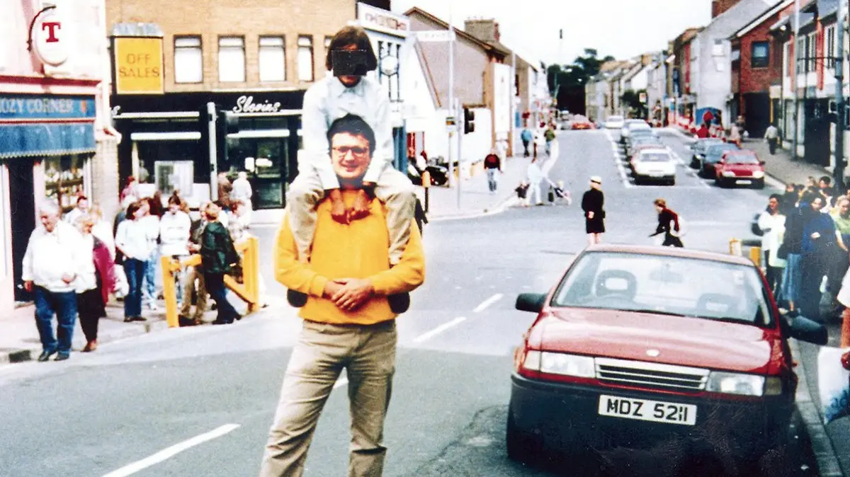 AUTO.EXPLOSION-OMAGH