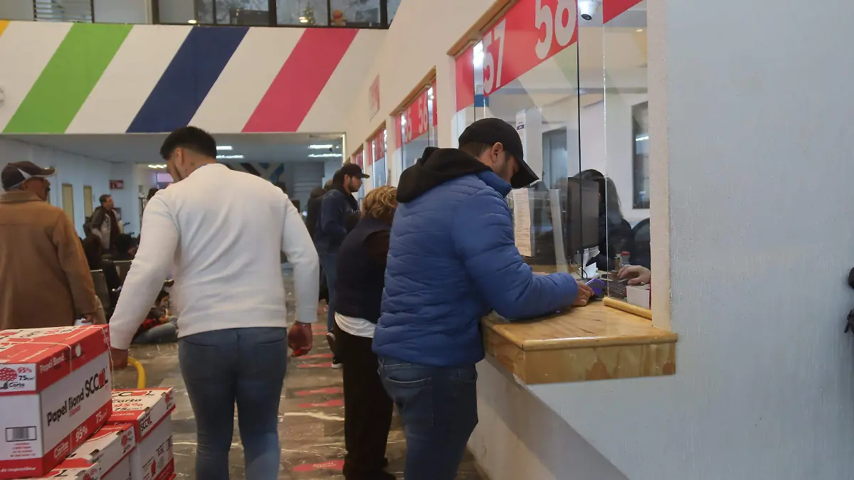 PLACAS VEHICULARES (4)