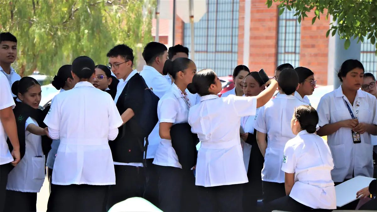 ENFERMERAS (4)