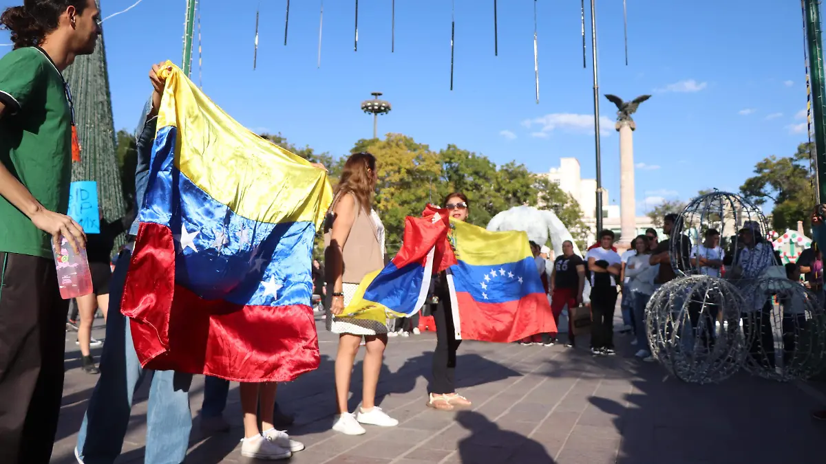 VENEZUELANOS MIGRANTES POLITICAS (1)