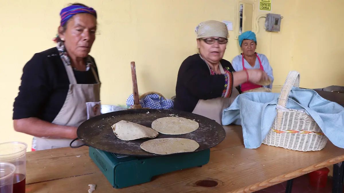 TIENDAS DE ABARROTES TORTILLAS SALSAS FRIJOLES (3)