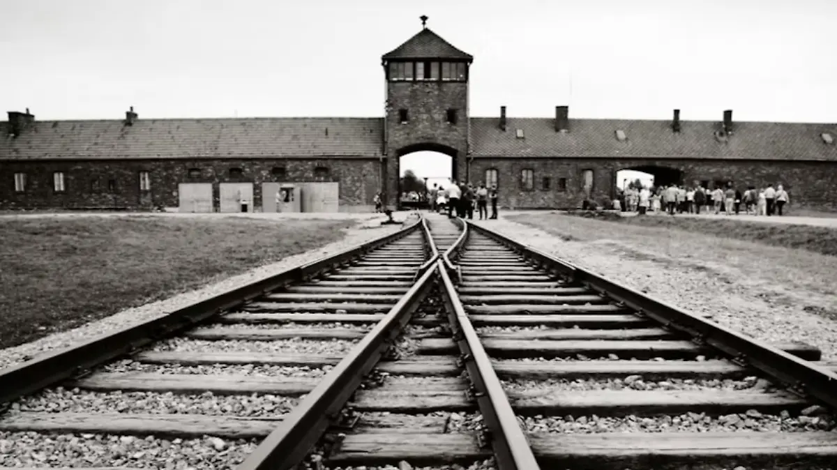 DÍA DEL HOLOCAUSTO-MEMORIA-VICTIMAS