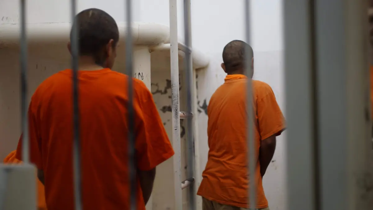 PENAS AGRESORES MUJERES (2)