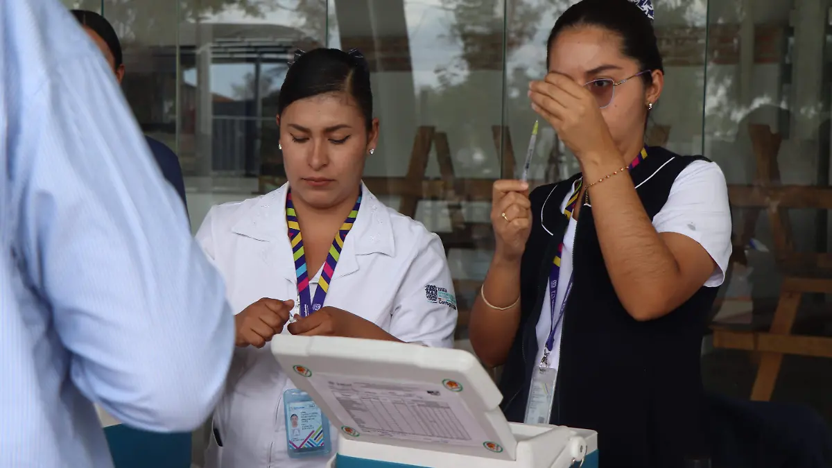 SALUD MAESTROS VACUNA SARAMPIÓN (4)