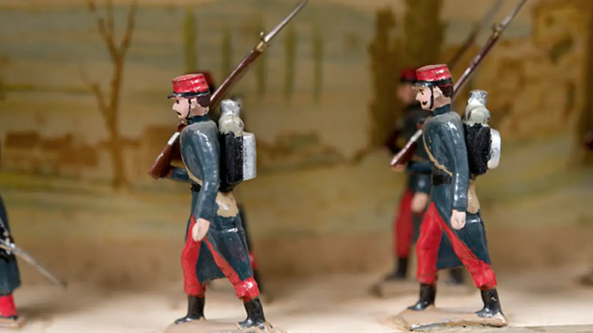 SOLDADITOS DE PLOMO-HISTORIA-JUGUETE