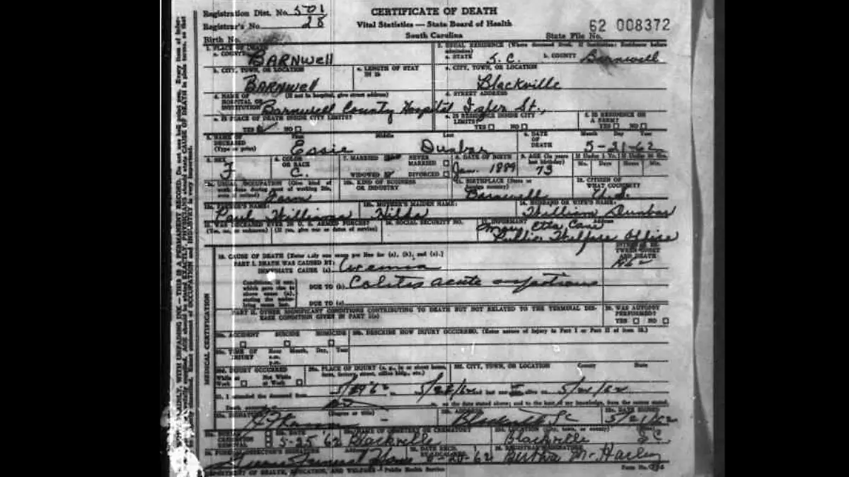 ESSIE DUNBAR-FALLECIDA-TUMBA