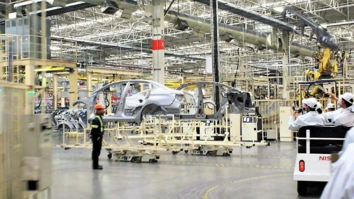 SECTOR AUTOMOTRIZ-TRABAJADORES-AUTOS