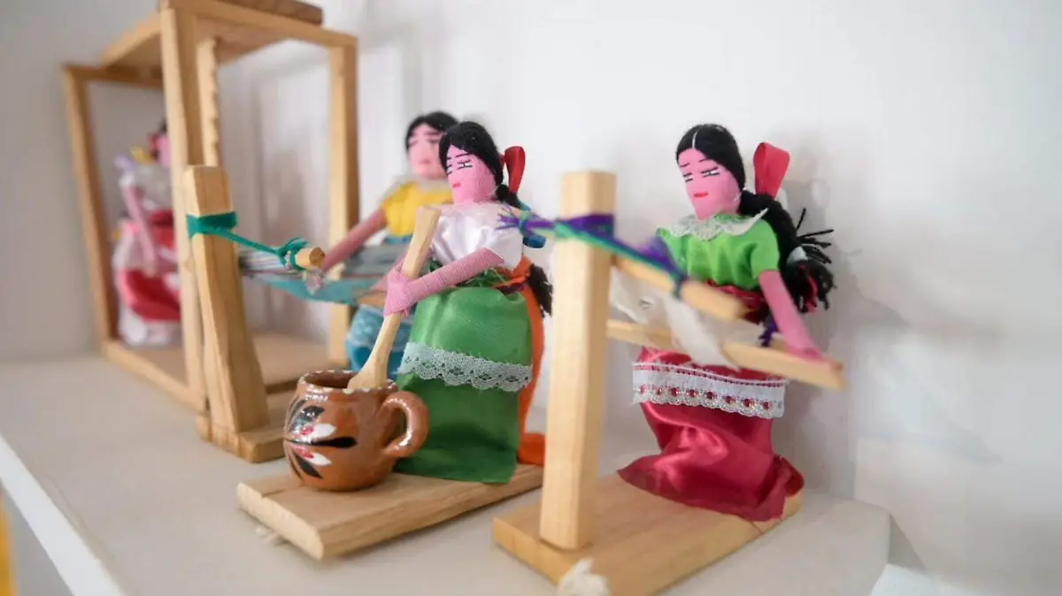 JUEGUETE-VISITA-ESCUELAS