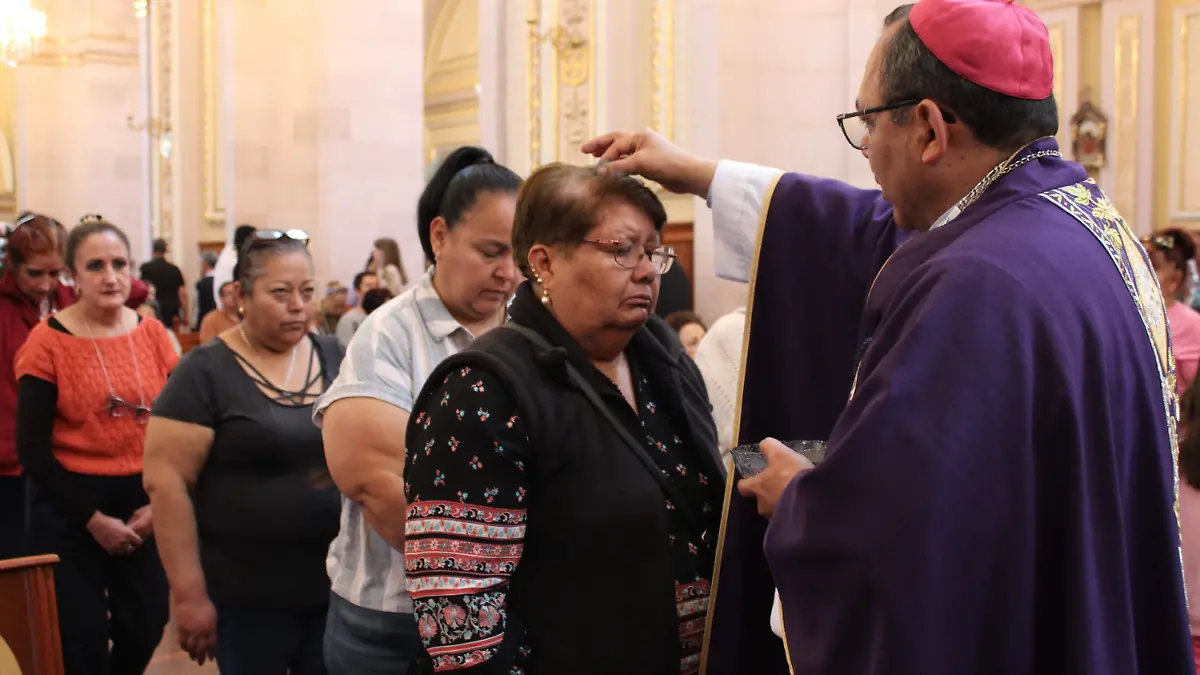 IMPOSICIÓN DE CENIZA (4)