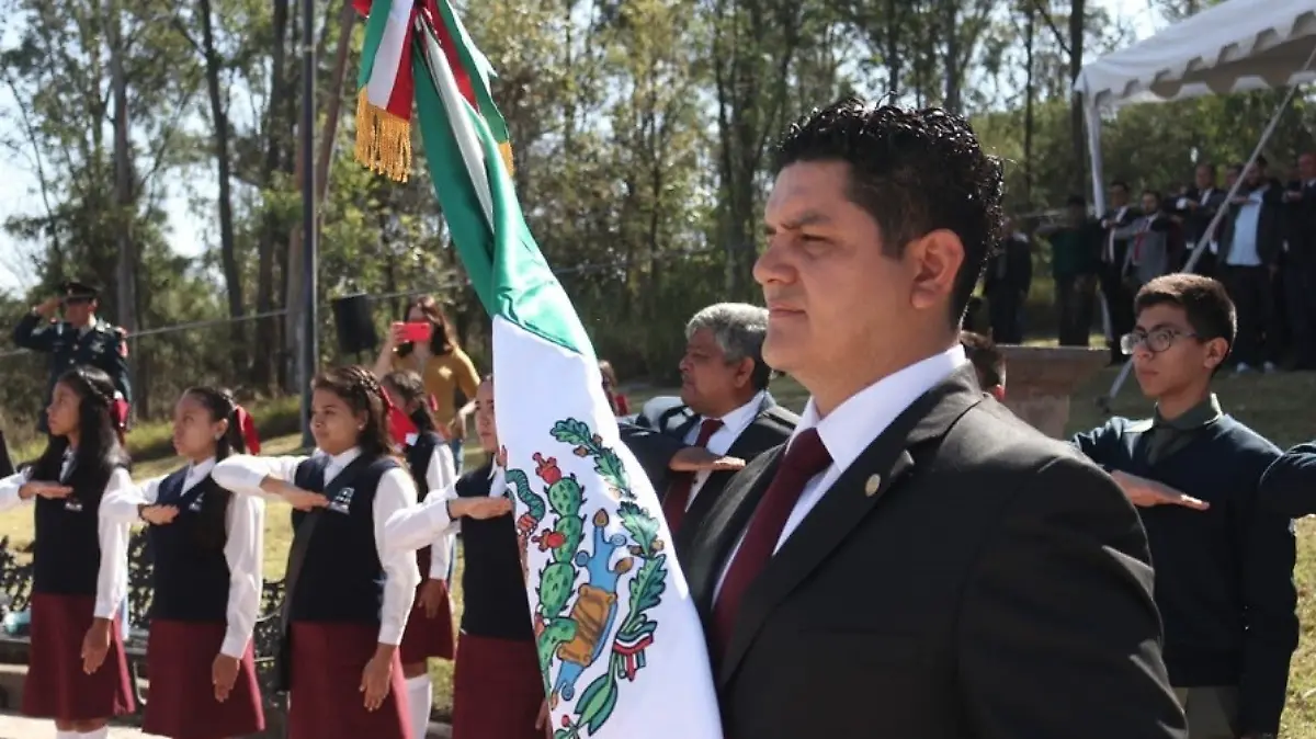 BANDERA DE MEXICO-PISO-TRADICION