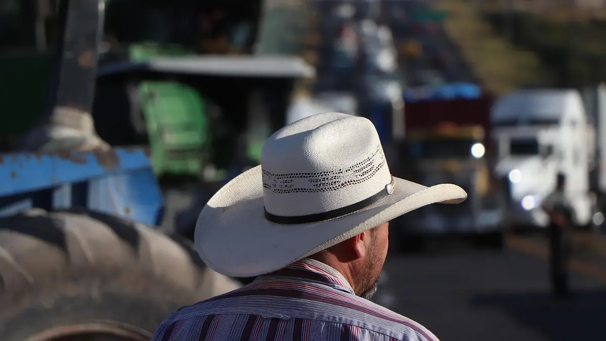 CAMPESINOS BLOQUEOS PROTESTAS CAMPO (5)