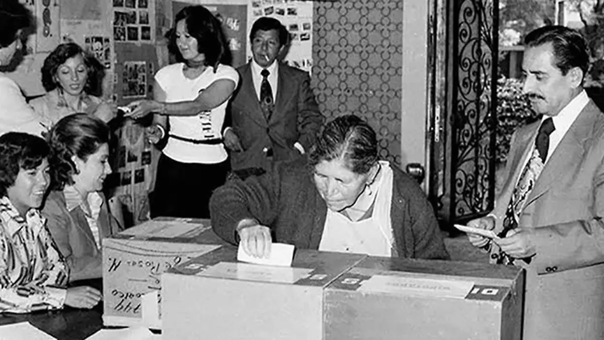 VENTANA-OVERTON-SOCIAL