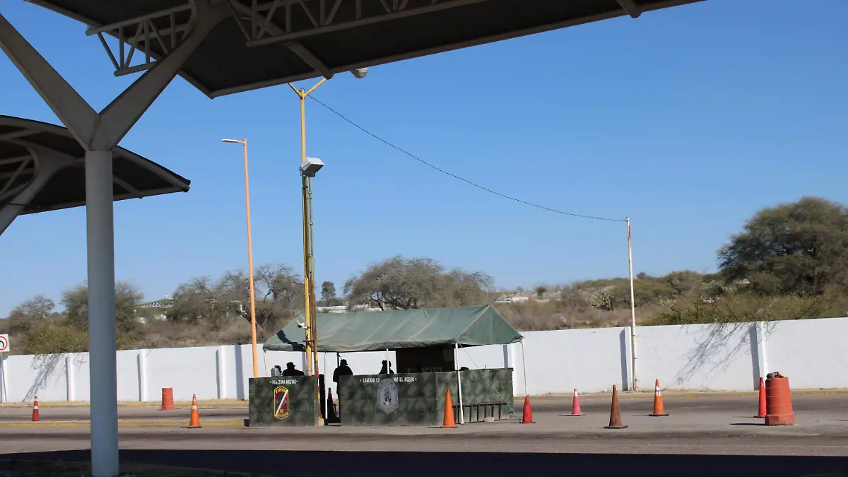 PEDIR AYUDA_GUARDIA NACIONAL_CARRETERAS