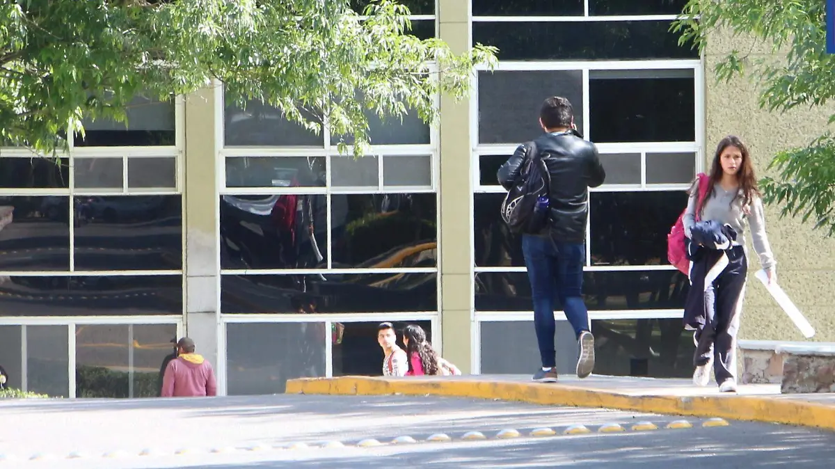 RECTOR-GUÍA-CARRERAS