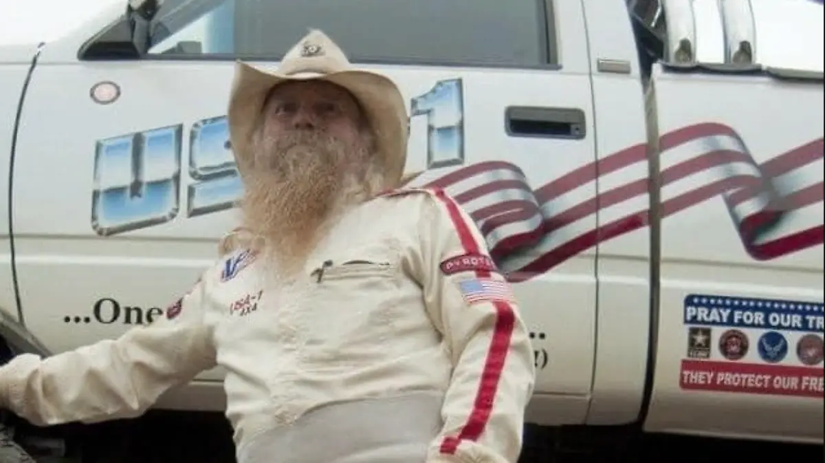 MONSTER TRUCKS-HISTORIA-COMPETENCIA