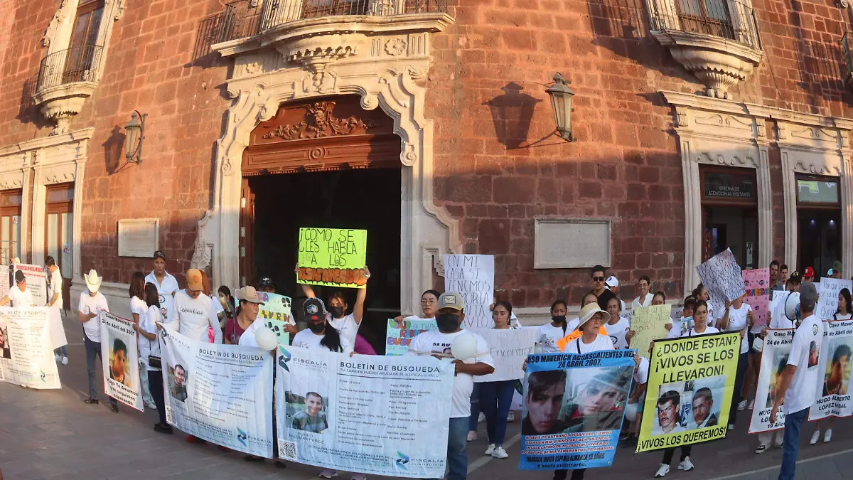 DESAPARECIDAS/CUÁNTAS/NO