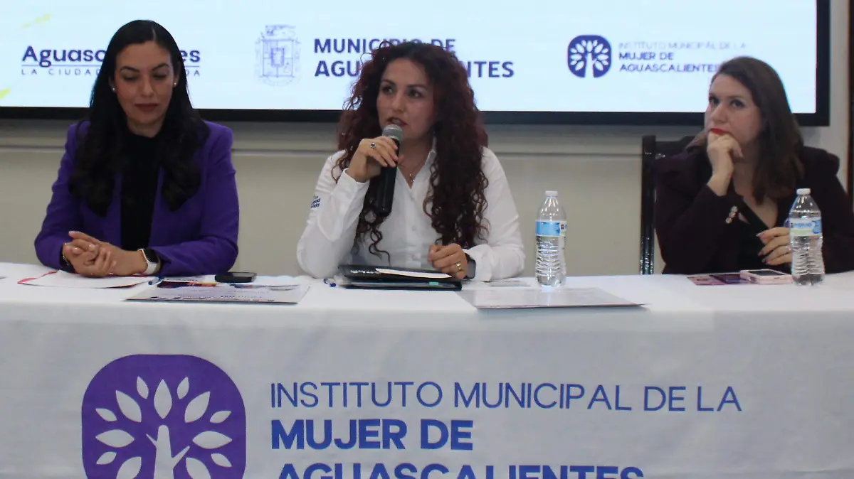 KARLA-VIOLENCIA-FEMINAS