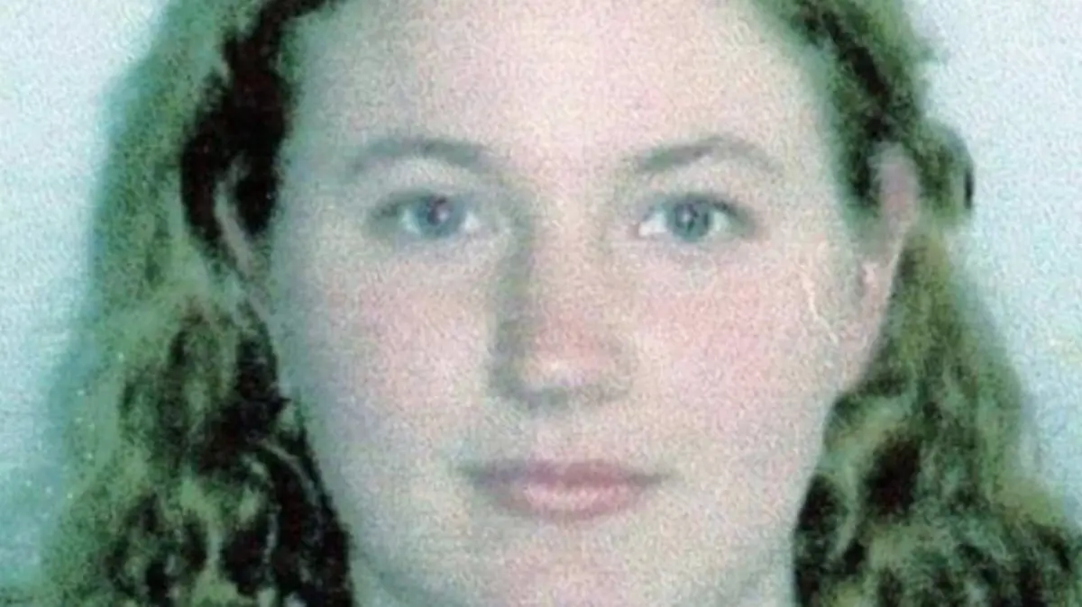 RACHEL BARBER-NIÑERA-OBSESION