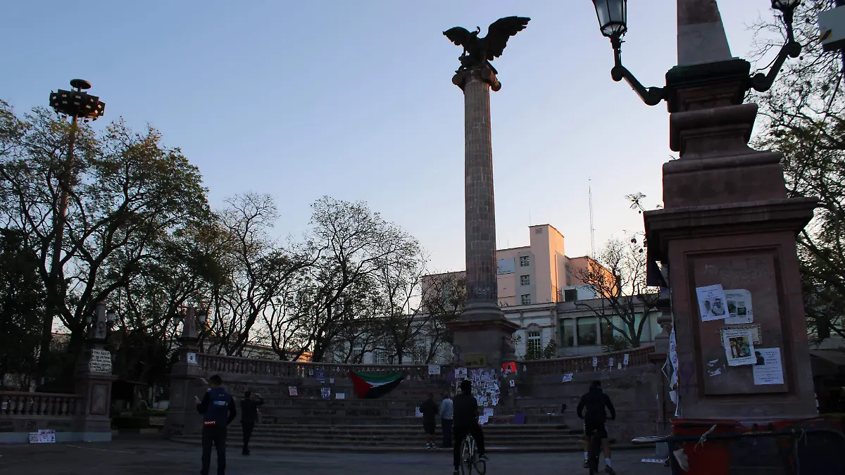 CARTELES-TENDEDERO-ALCALDIA
