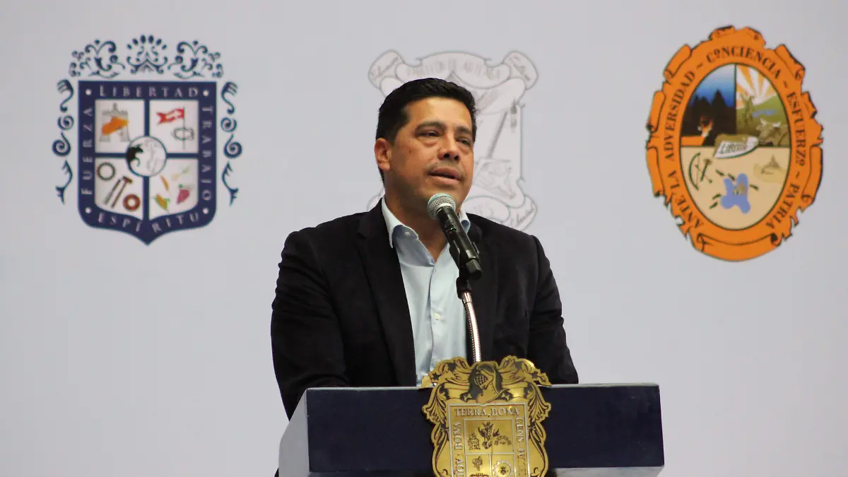 CARTELES-TENDEDERO-ALCALDIA