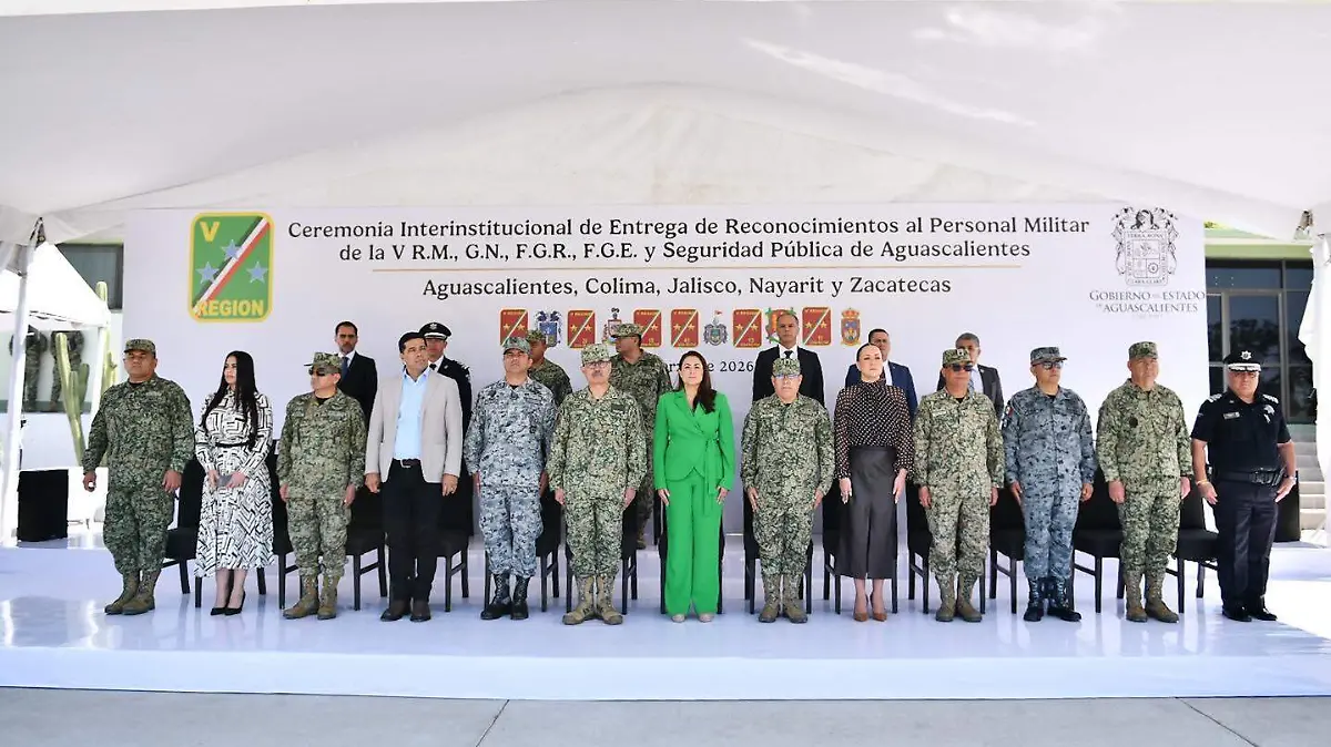 TERE JIMENEZ-REGION-MILITAR