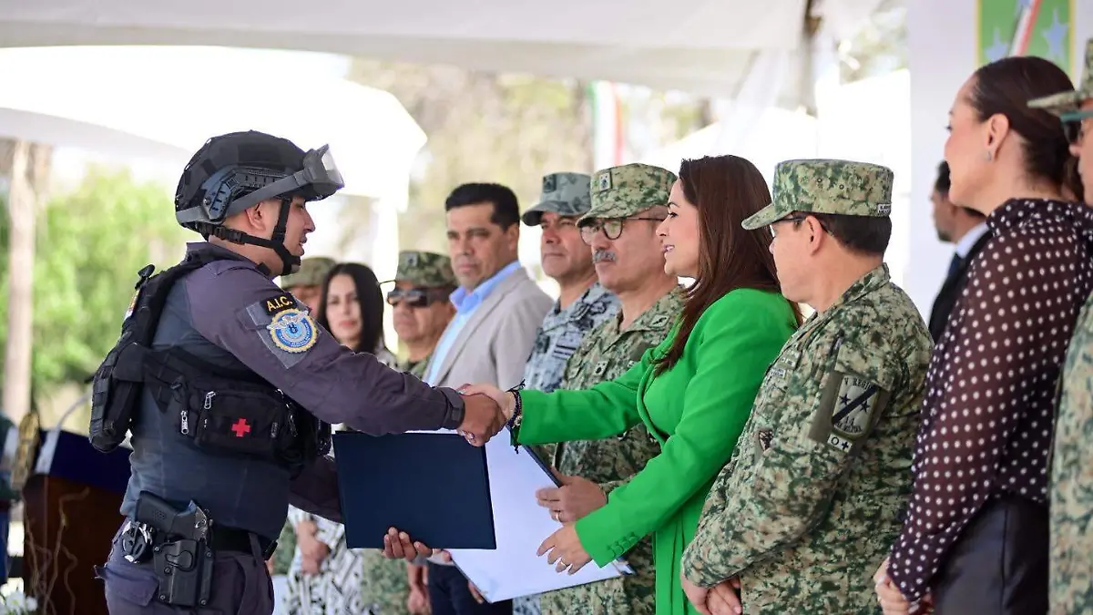 TERE JIMENEZ-REGION-MILITAR