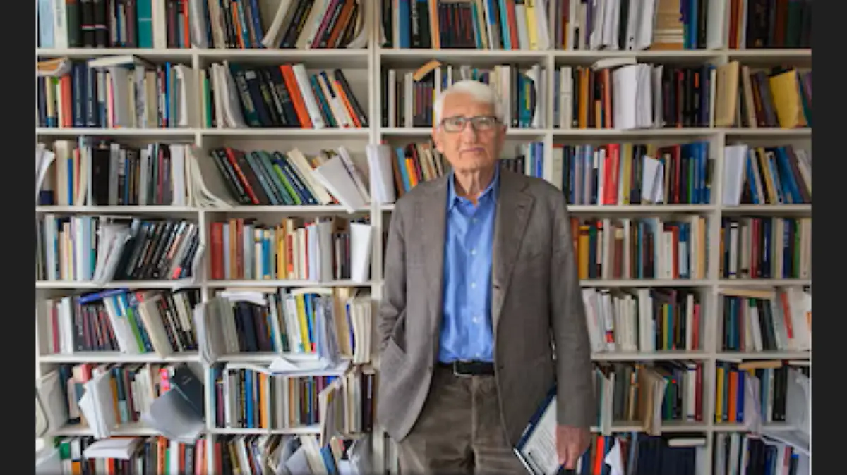 MUERE-FILÓSOFO-ALEMAN