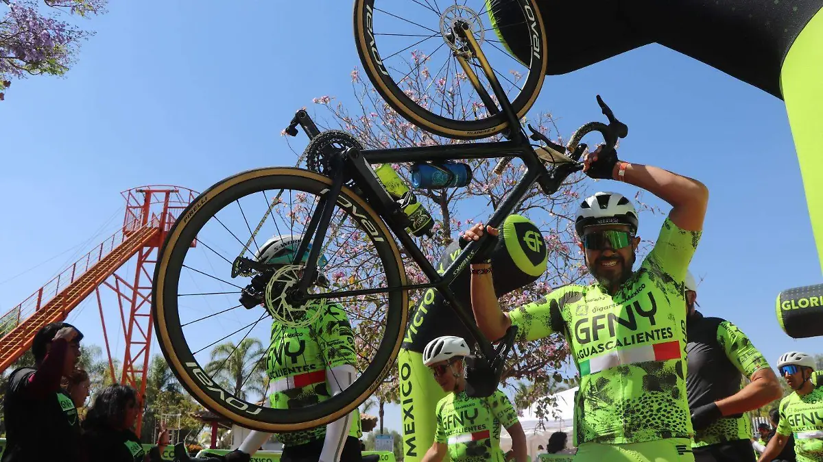 1b5608cb-9de3-45a6-80d3-cc3d2405e52d