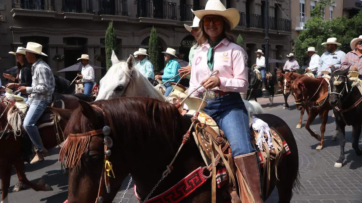 b578bc96-6b2a-4735-9eb5-a7c5c2a4bf44