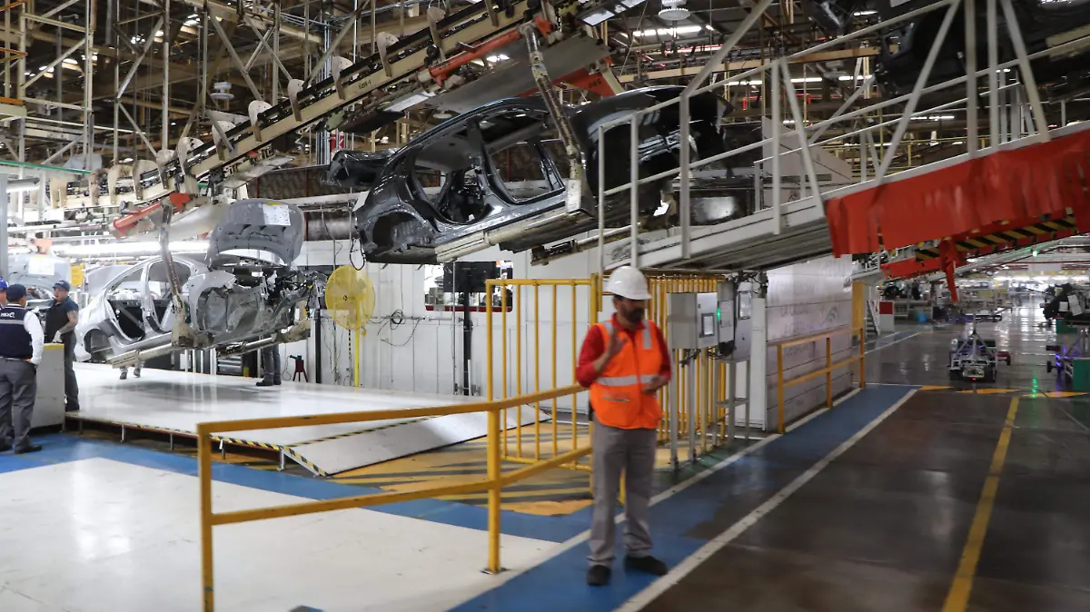INDUSTRIA AUTOMOTRIZ (1)