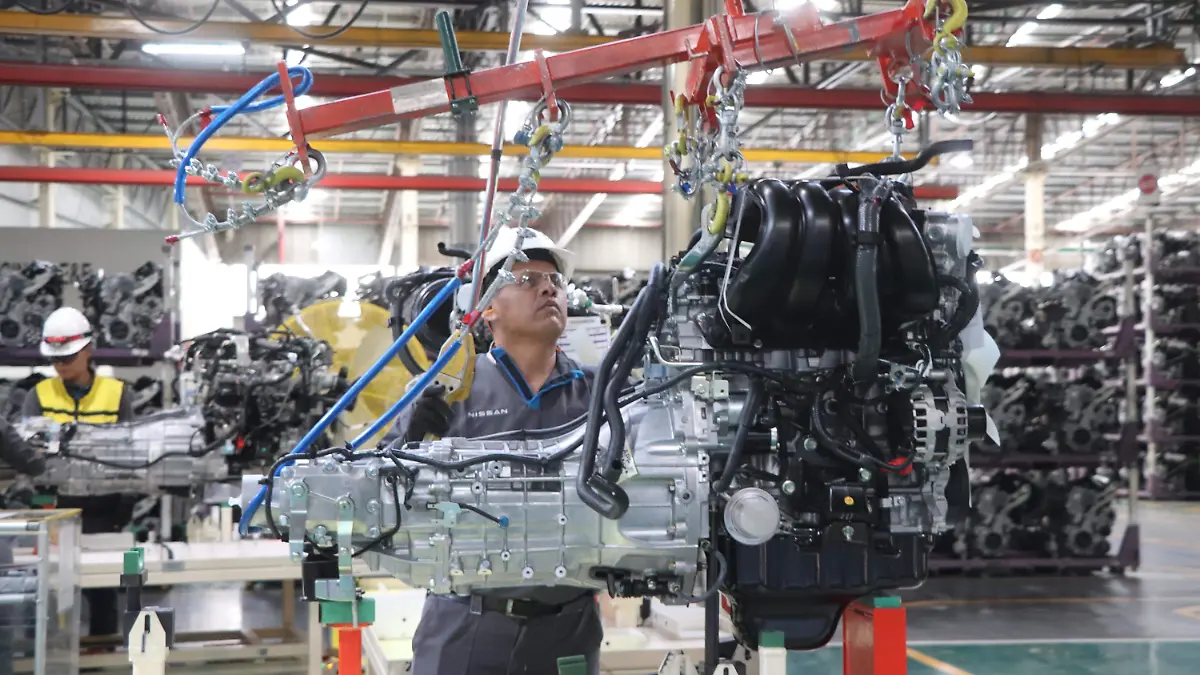 INDUSTRIA AUTOMOTRIZ (2)