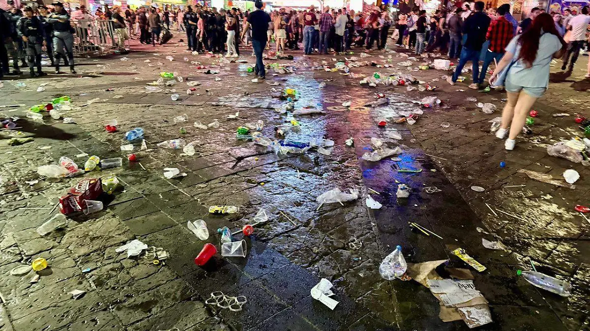 BASURA FERIA (1)