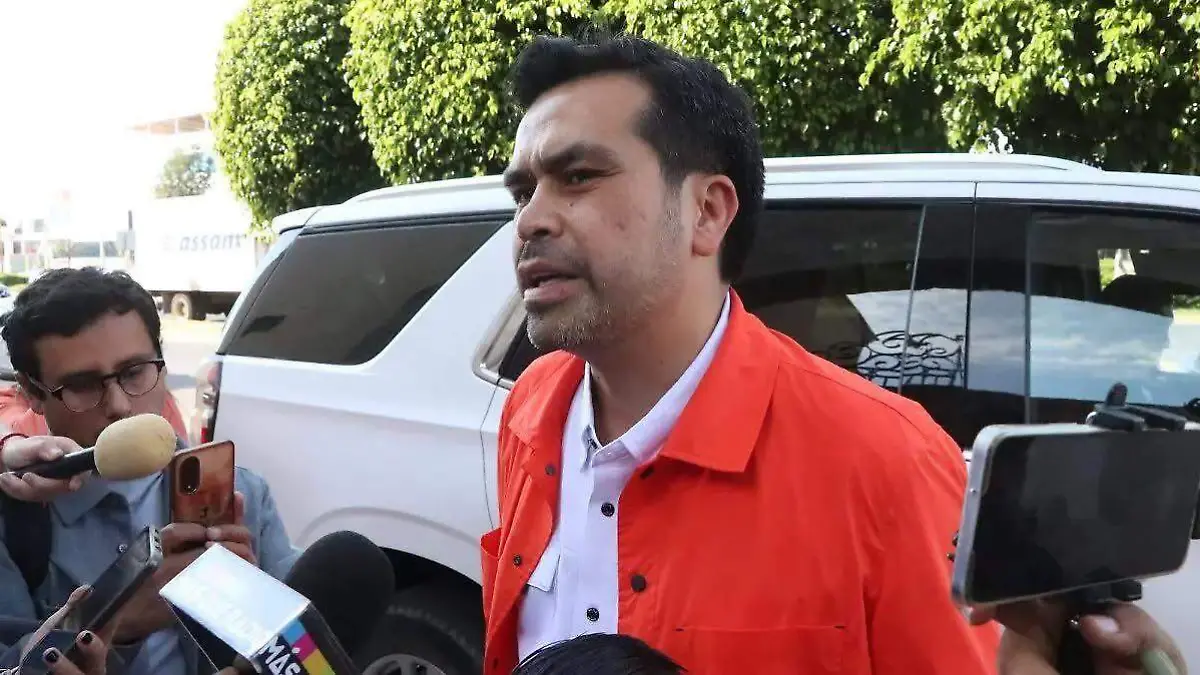JORGE MAYNEZ