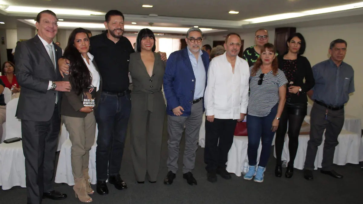 APOYO NACIONAL (2)