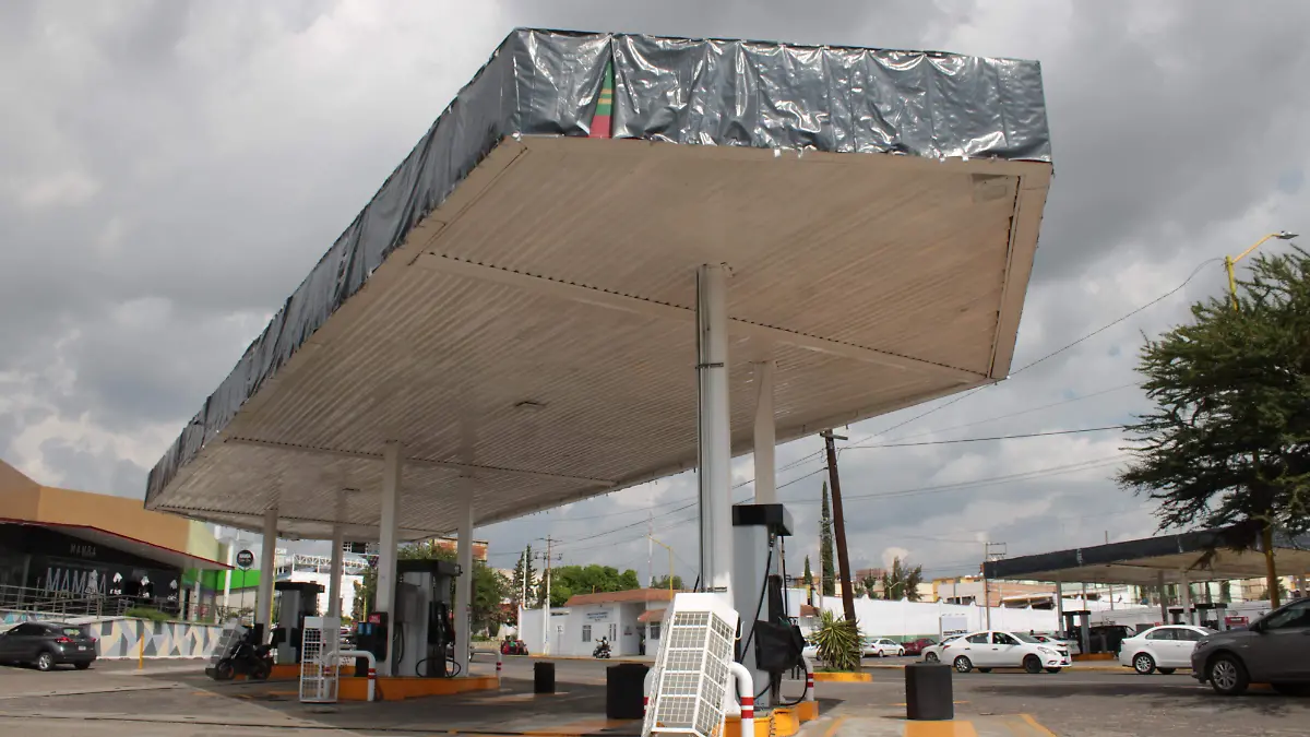GASOLINA (2)