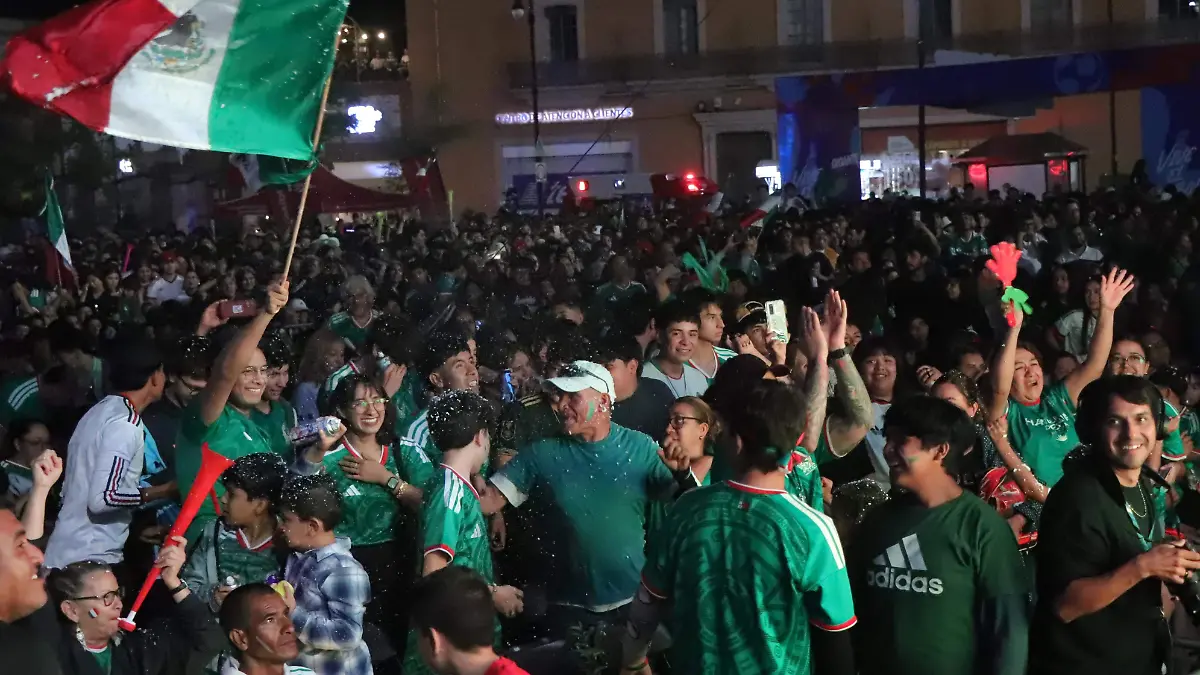 FAMILIAS FAN ZONE 5