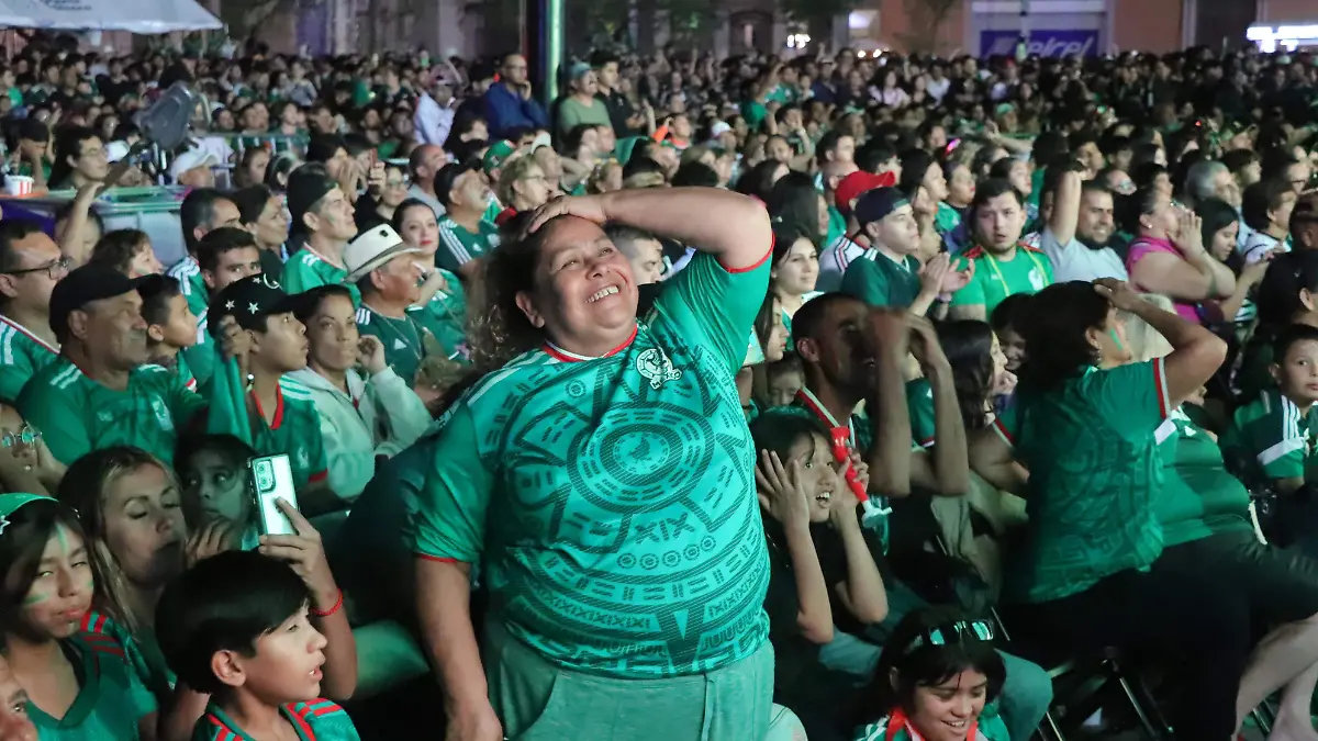 FAN ZONE  5
