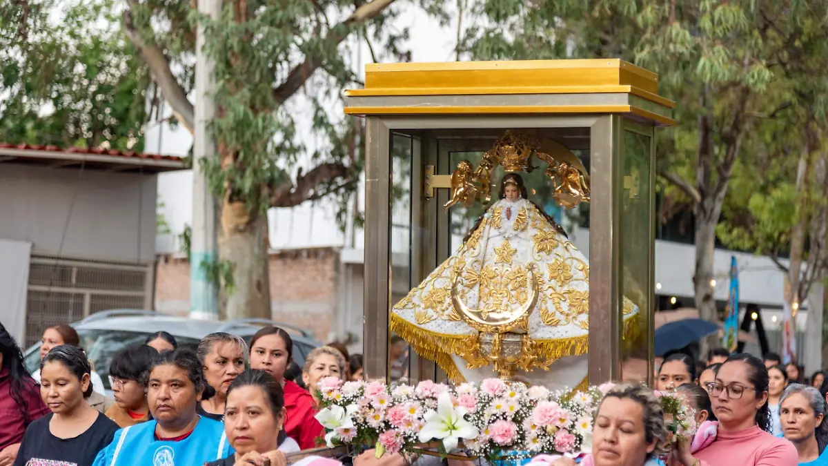 VIRGEN (3)