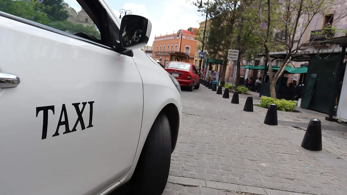 TAXISTAS (5)